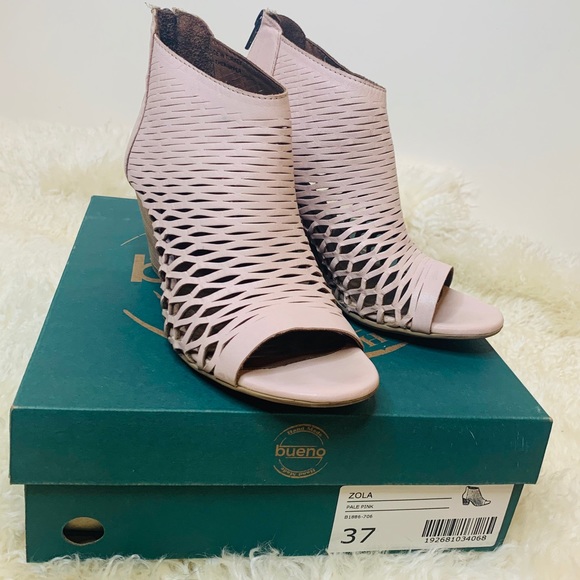 Bueno Shoes - Zola Cutout peep Toe Bootie